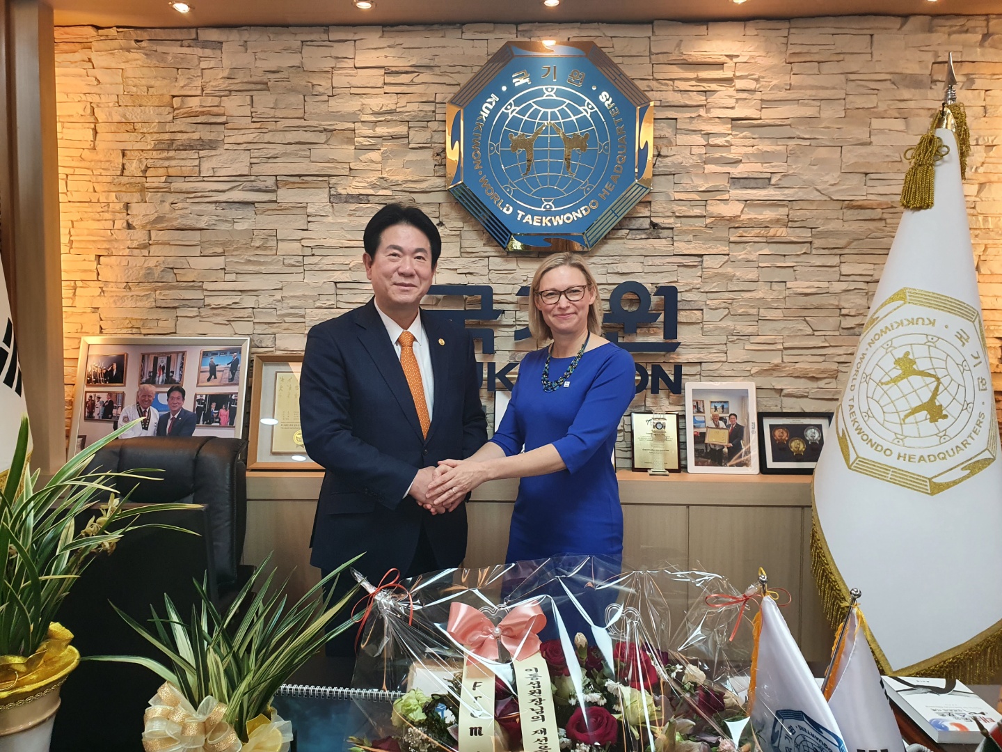 ▲ 핀란드올림핌 사무총장 : Taina Susiluoto, 파견사범 파견 감사 및 지속적인 협조 요청을 위해 방문해주셨습니다.
