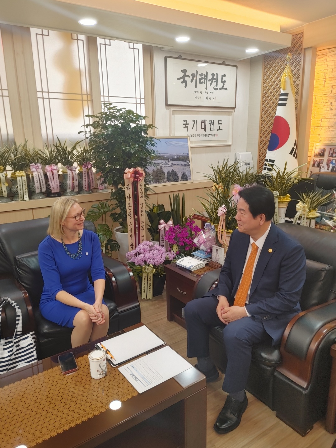▲ 핀란드올림핌 사무총장 : Taina Susiluoto, 파견사범 파견 감사 및 지속적인 협조 요청을 위해 방문해주셨습니다.