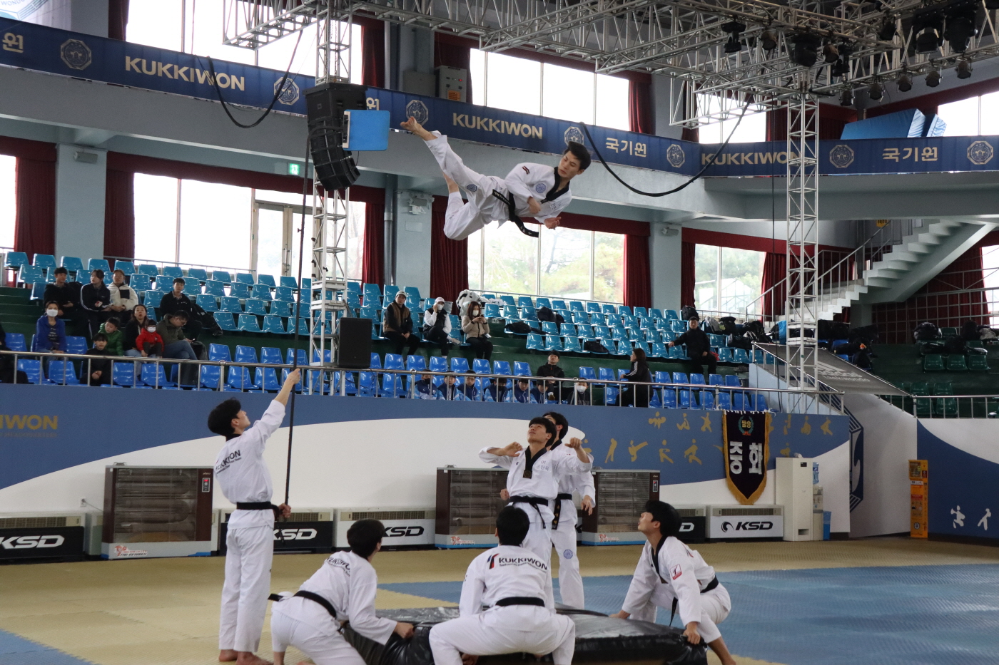 시범단 상근 단원 평정 사진4